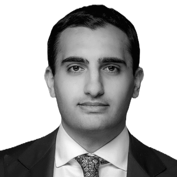 Daniel Davidov - Vice President - Skyline Properties NYC Commercial Real Estate Team Member Professional Headshot