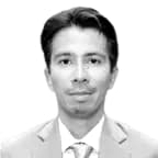 Stephen Tang-Alcala - Investment Sales Professional - Skyline Properties Commercial Real Estate Team Member Professional Headshot